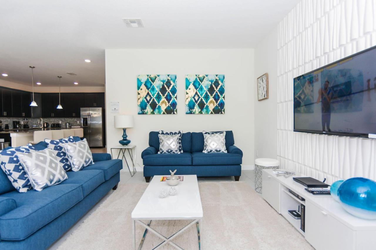 Enchanting Décor Home with private pool at Storey Lake Resort SL4714 Kissimmee Extérieur photo